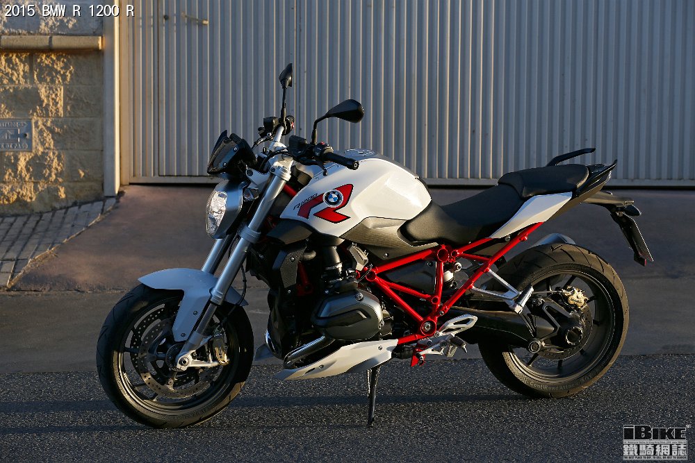 la-nuova-bmw-r-1200-r-p90163323-highres