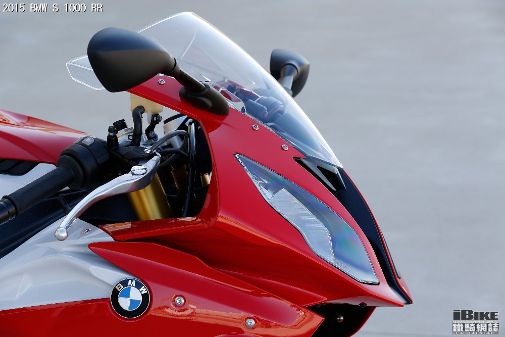 la-nuova-bmw-s-1000-rr-p90161938-highres