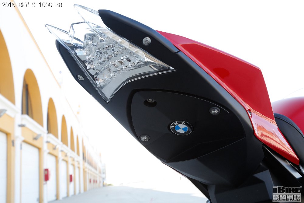 la-nuova-bmw-s-1000-rr-p90161955-highres