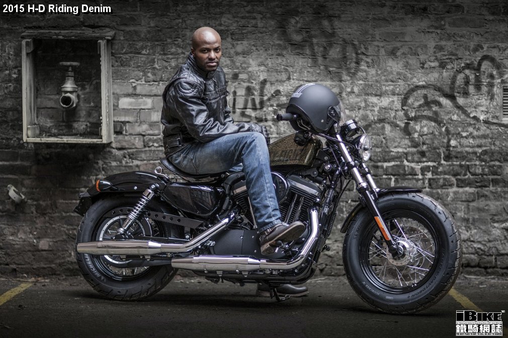 la-nuova-gamma-2015-di-harley-davidson-sempre-piu-ricca-e-completa-genuine 2418
