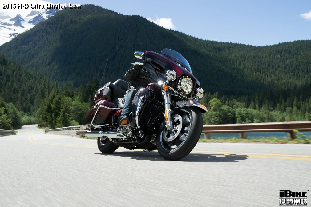 la-nuova-gamma-2015-di-harley-davidson-sempre-piu-ricca-e-completa-2320