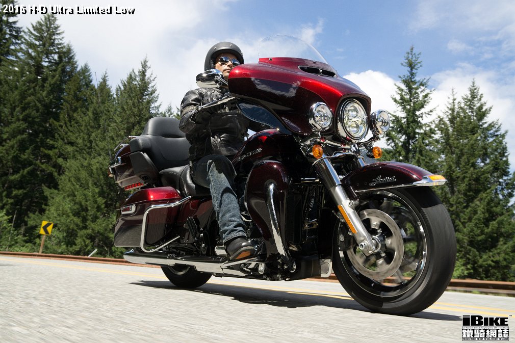 la-nuova-gamma-2015-di-harley-davidson-sempre-piu-ricca-e-completa-2322