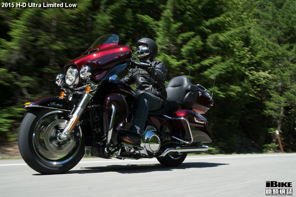 la-nuova-gamma-2015-di-harley-davidson-sempre-piu-ricca-e-completa-2327