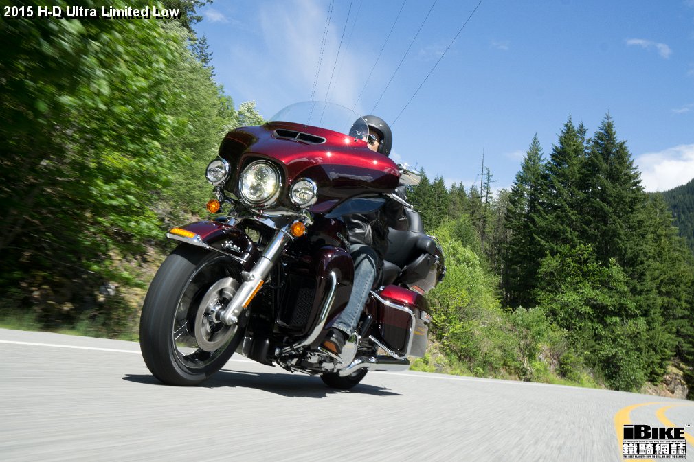 la-nuova-gamma-2015-di-harley-davidson-sempre-piu-ricca-e-completa-2331
