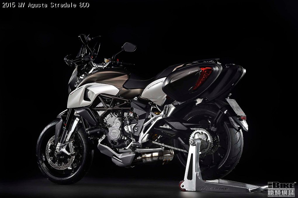 2015-MV-Agusta-Stradale-800-EICMA-06