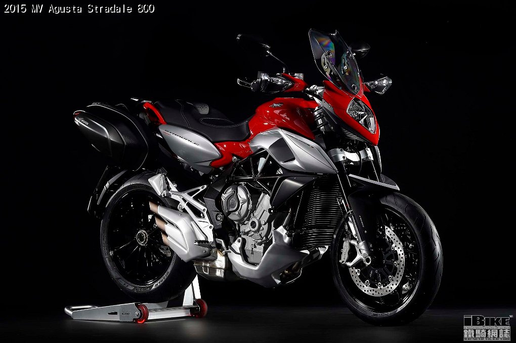 2015-MV-Agusta-Stradale-800-EICMA-09