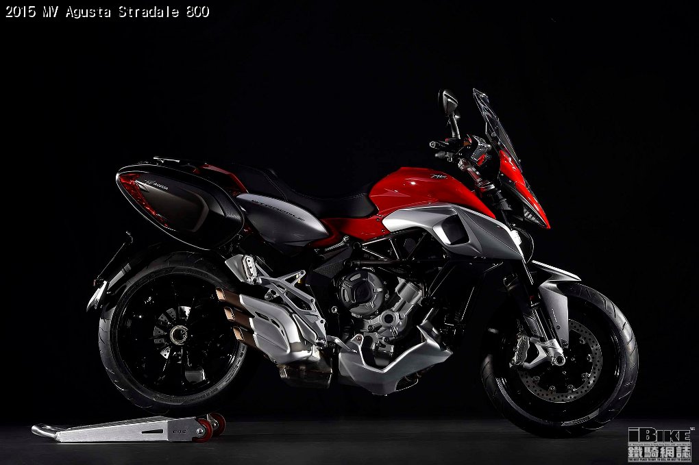 2015-MV-Agusta-Stradale-800-EICMA-10