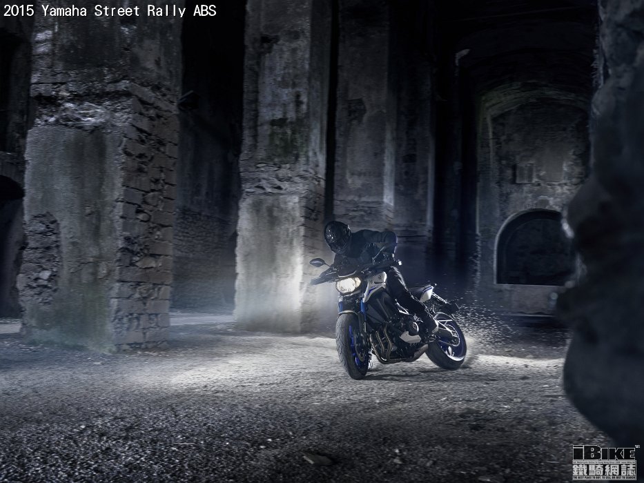 intermot-14-yamaha-presenta-il-concept-01gen-e-video-teaser-mt-09-street-rally-abs din-2