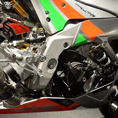 Aprilia-RSV4-FW-GP 5