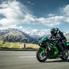 18MY Ninja H2 SX angle 17 Tracking 1