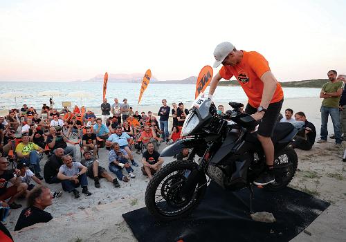 KTM 790 ADVENTURE R presentation C